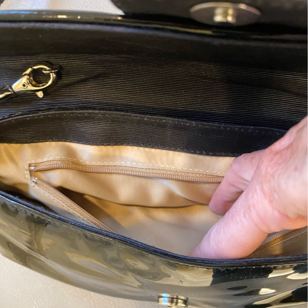 𝅺Stuart Weitzman patent leather clutch purse removable strap - Picture 10 of 13